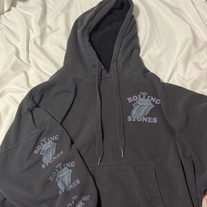 woman’s medium american eagle hoodie